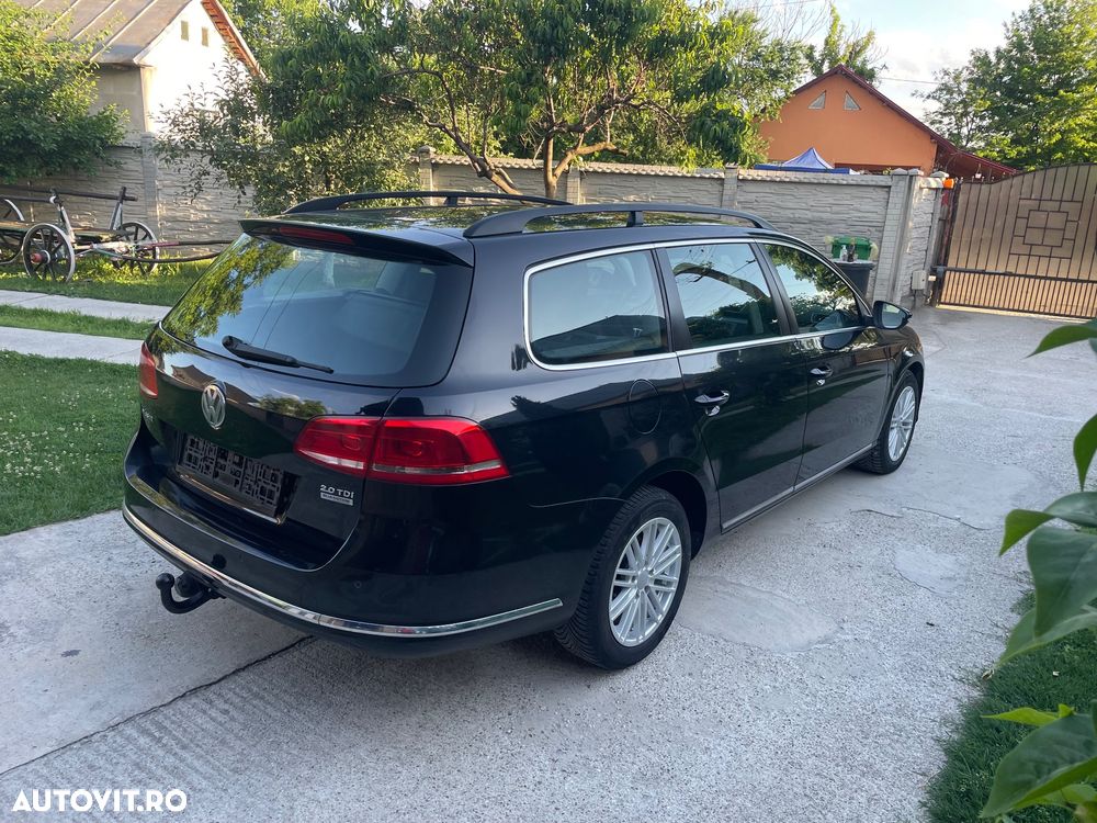 Volkswagen Passat - 4