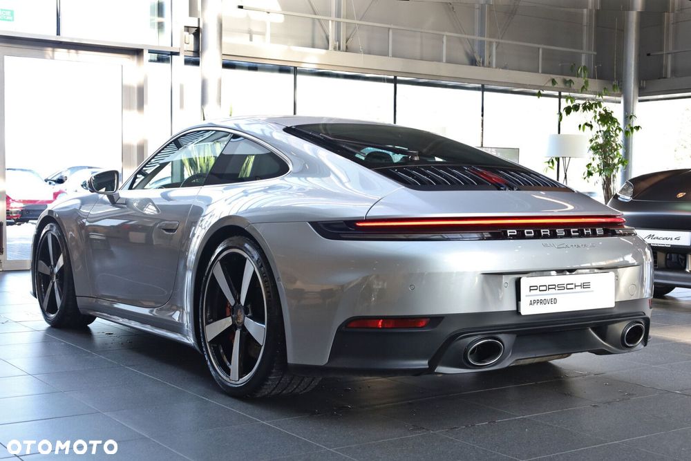 Porsche 911 Carrera S - 3