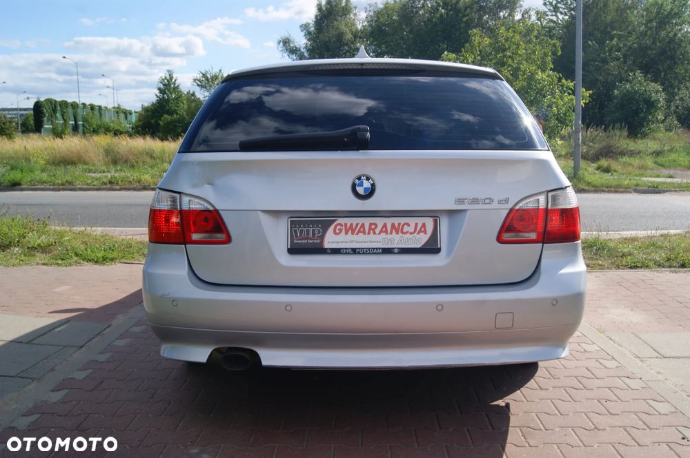 BMW Seria 5 520d Touring - 5