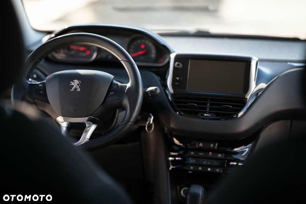 Peugeot 208 1.2 PureTech Active - 13