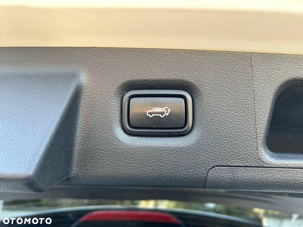 Hyundai Santa Fe 1.6 T-GDI HEV Platinum 4WD - 36