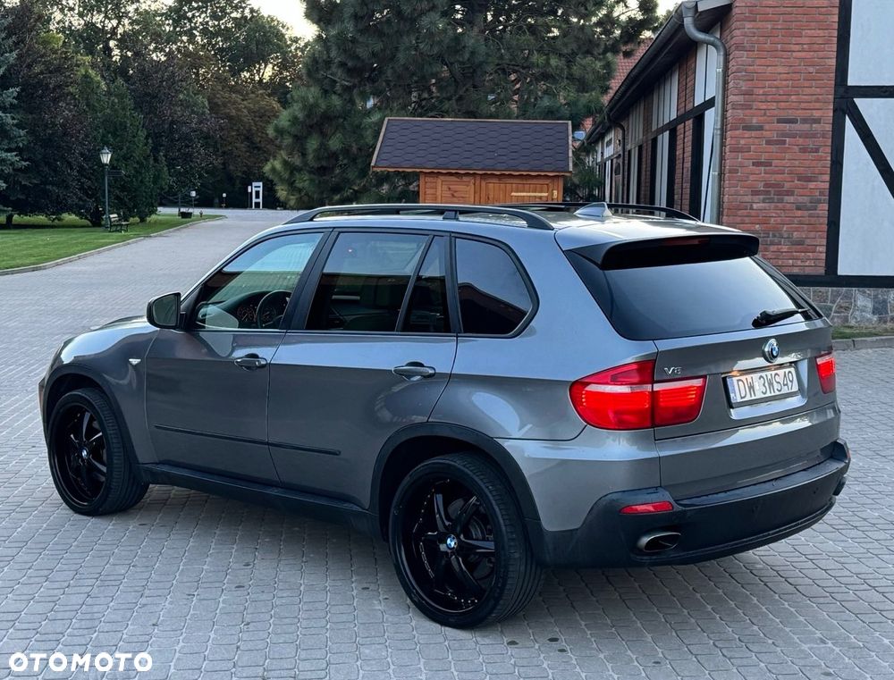 BMW X5 4.8i xDrive - 2