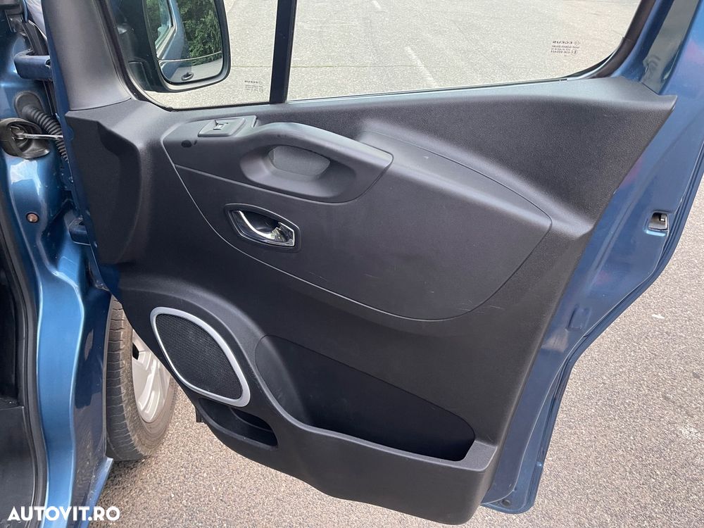Opel Vivaro - 16