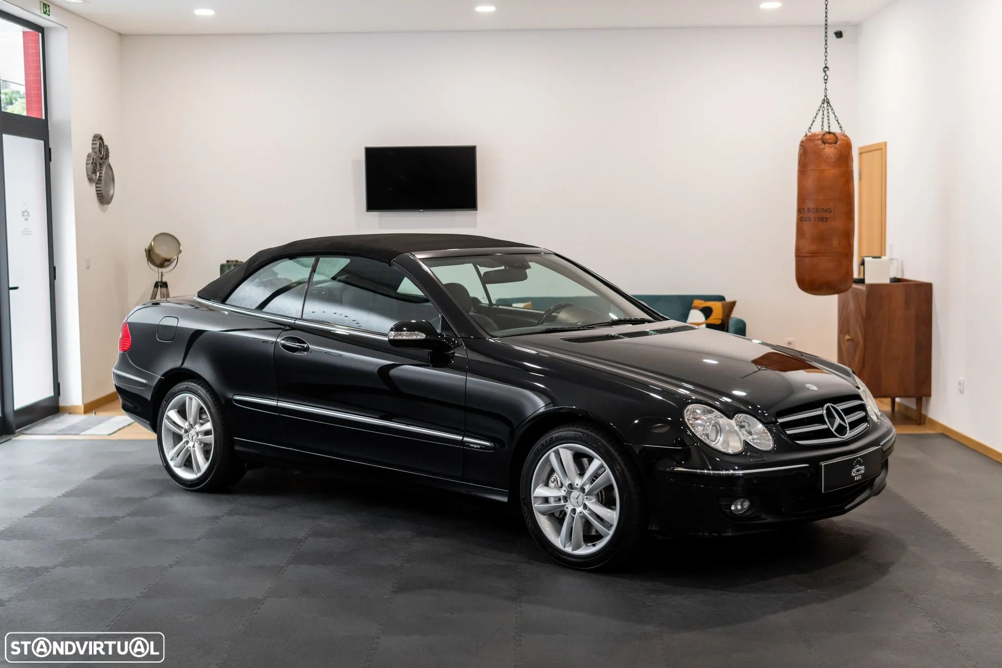 Mercedes-Benz CLK 320 CDi Avantgarde - 1