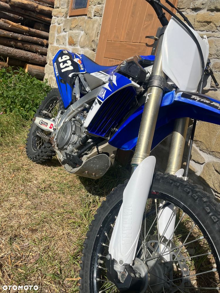 Yamaha YZF - 16