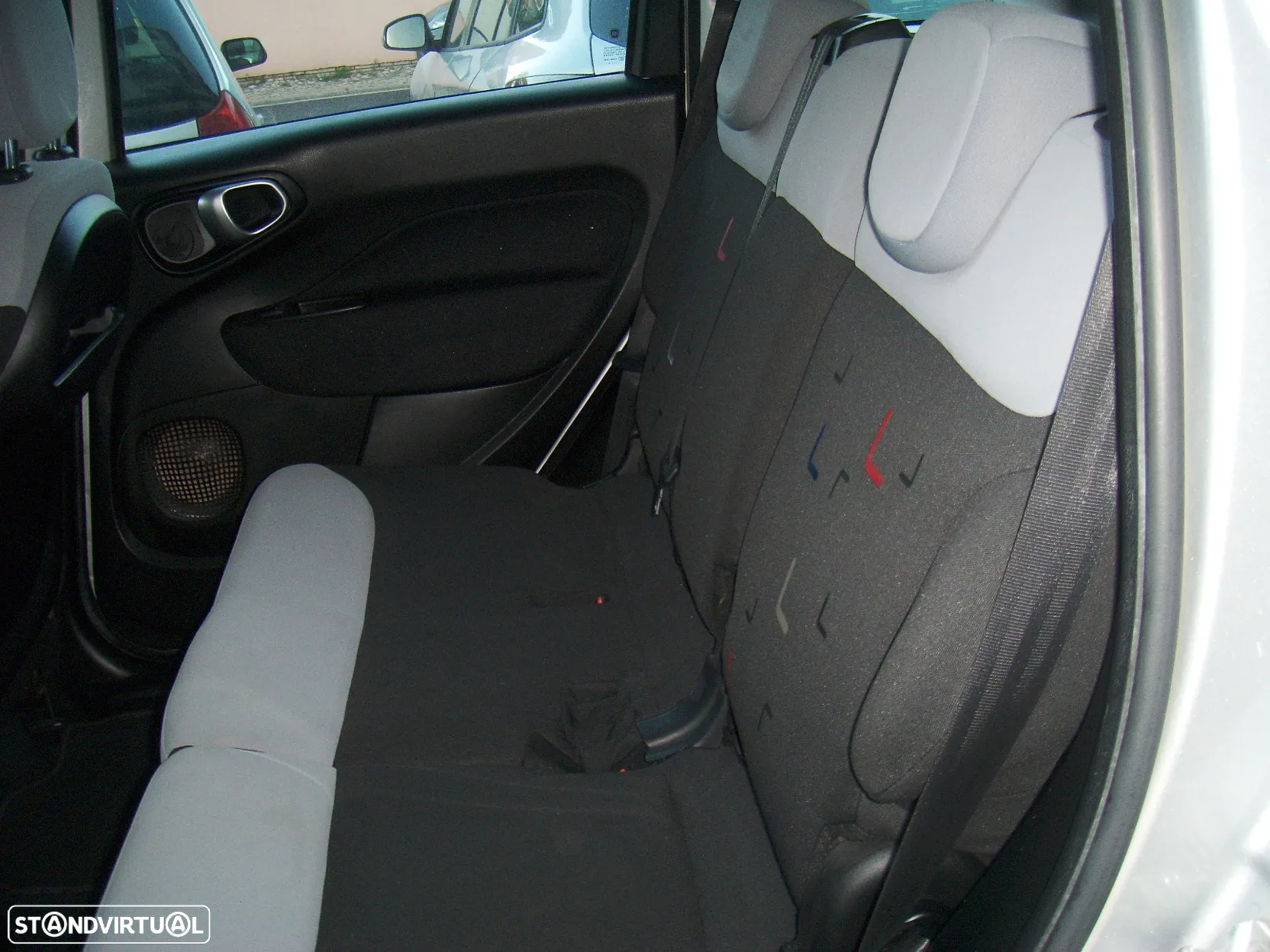 Fiat 500L 1.3 MJ Pop Star S&S - 34