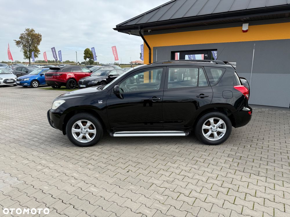 Toyota RAV4 2.2 D-4D Prestige - 11