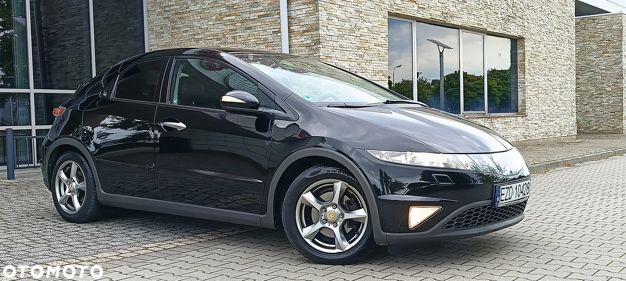 Honda Civic 1.8 Executive - 12