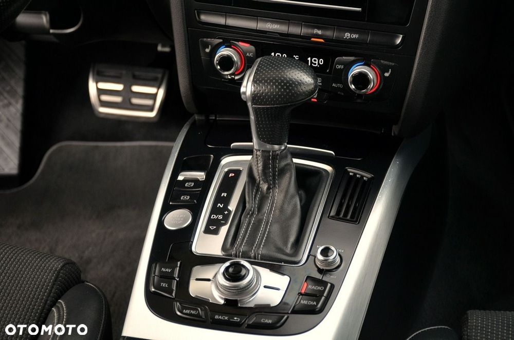 Audi A4 Avant - 22
