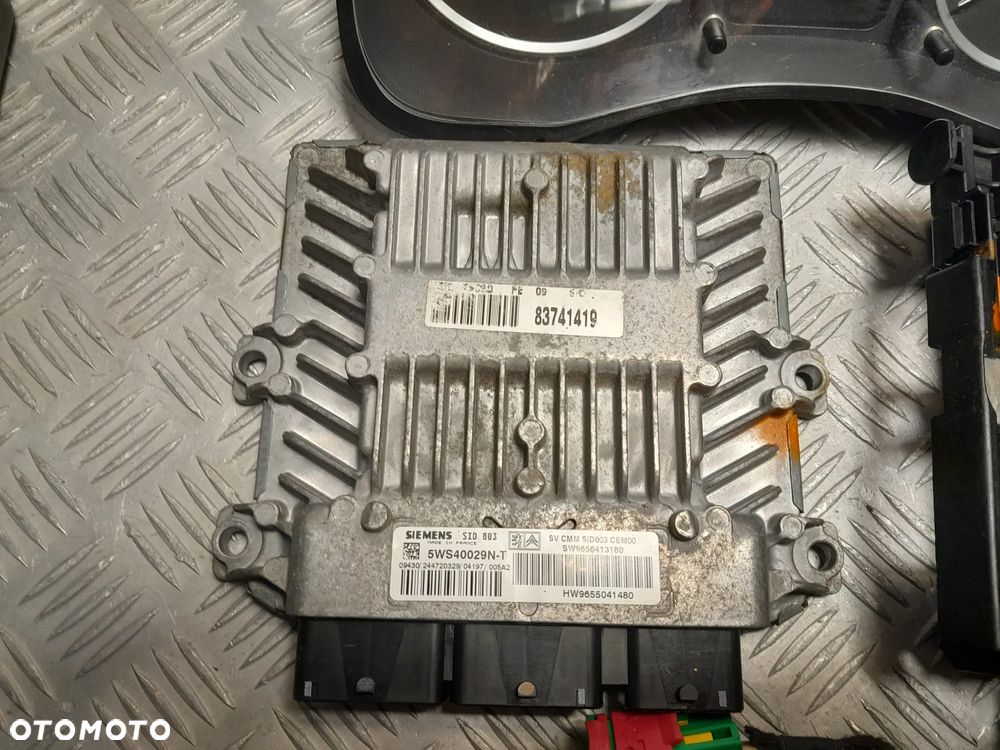 PEUGEOT 307 ZESTAW STARTOWY 2.0 HDI KOMPLET - 3