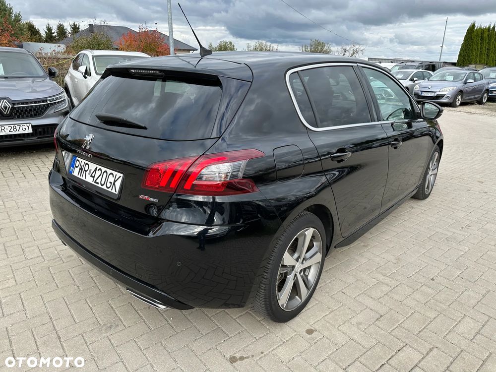 Peugeot 308 2018 photo 3