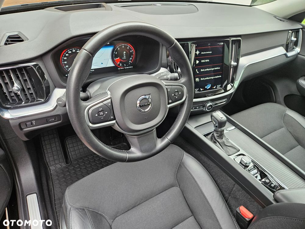 Volvo V60 T5 Geartronic Momentum Pro - 13