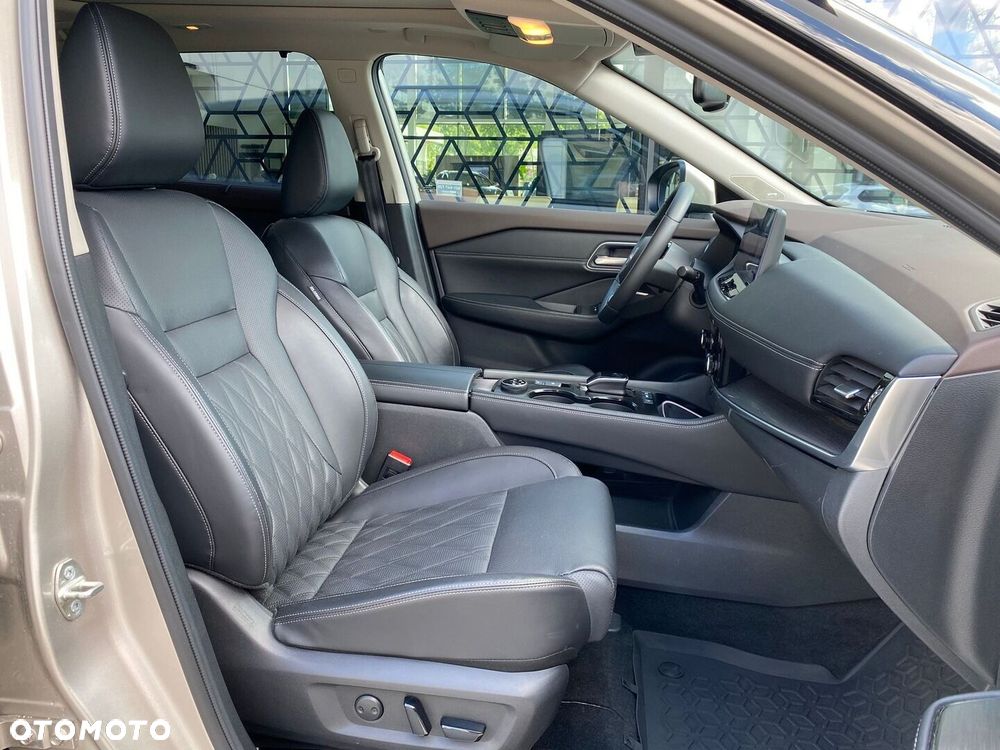 Nissan X-Trail - 25