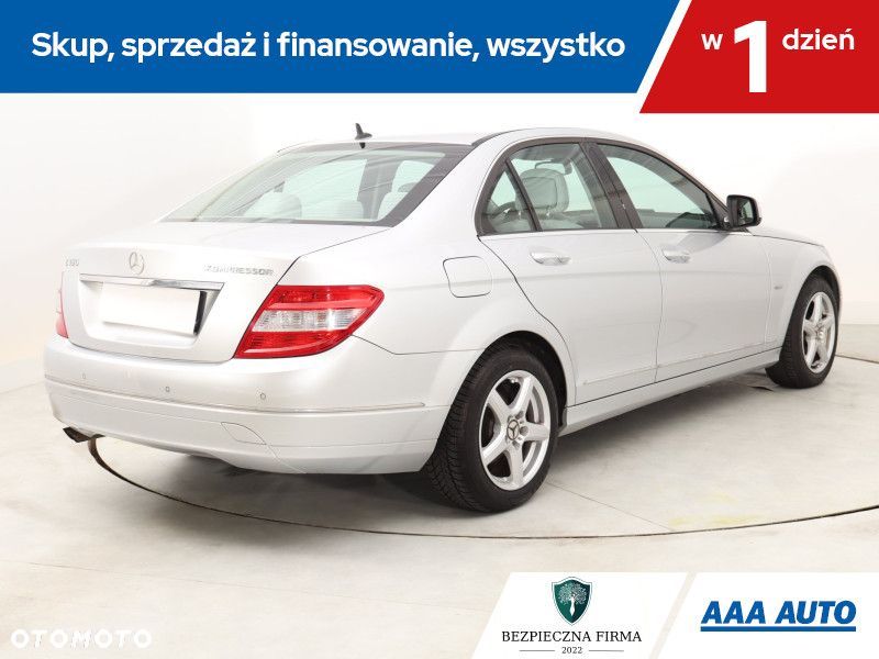 Mercedes-Benz Klasa C - 7