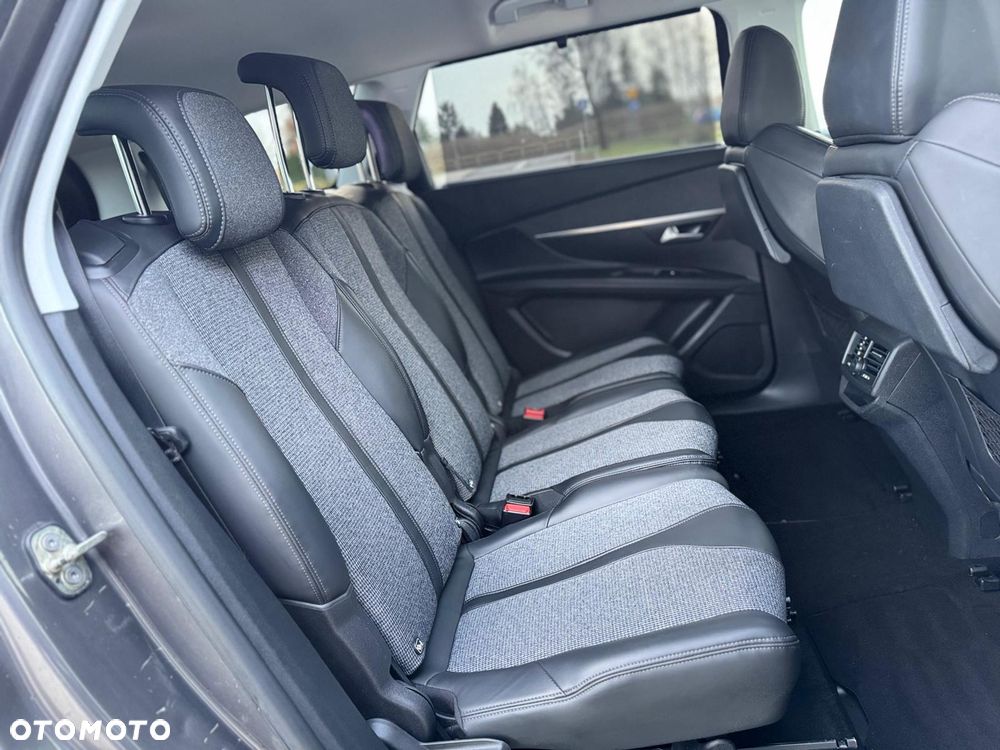 Peugeot 5008 BlueHDi 130 Allure - 30