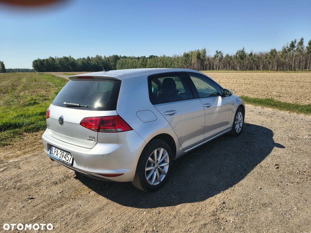 Volkswagen Golf 1.2 TSI BMT Comfortline - 4