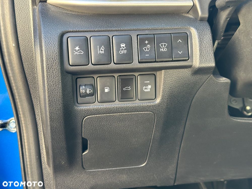 Mitsubishi Eclipse Cross - 34