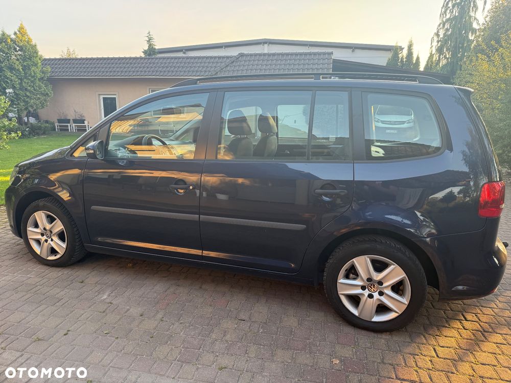 Volkswagen Touran 1.6 TDI DPF BlueMot Comfortline - 5