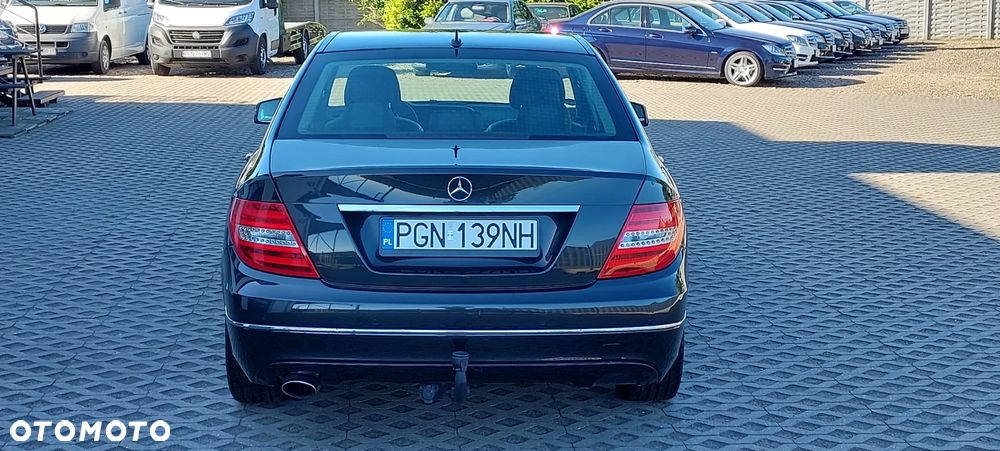 Mercedes-Benz Klasa C - 22