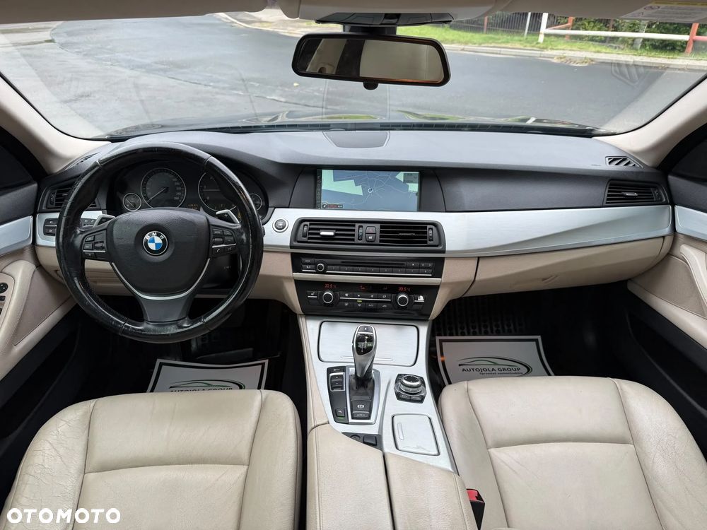 BMW Seria 5 520d Sport-Aut - 12