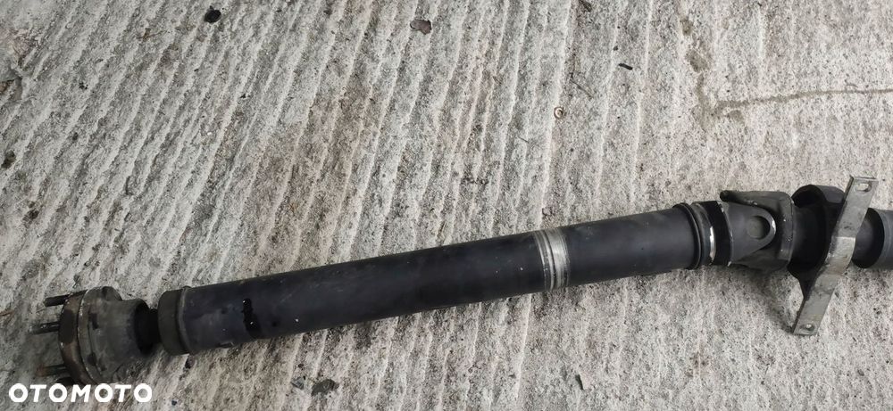 WAŁ NAPĘDOWY Z PODPORĄ BMW 7 E65 3.6 V8 - 4