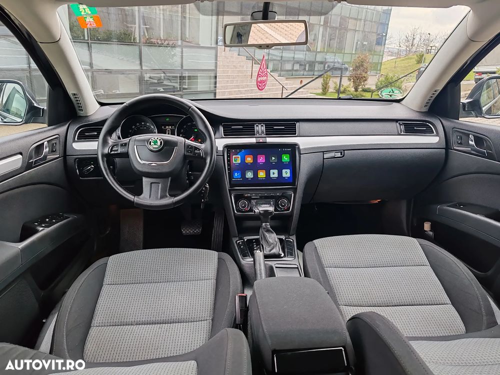 Skoda Superb 2.0 TDI DSG Elegance - 7