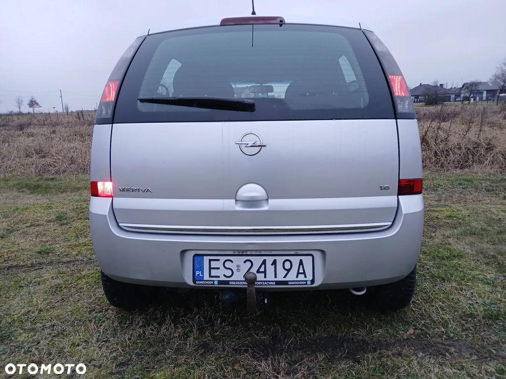 Opel Meriva 1.6 16V Cosmo - 18