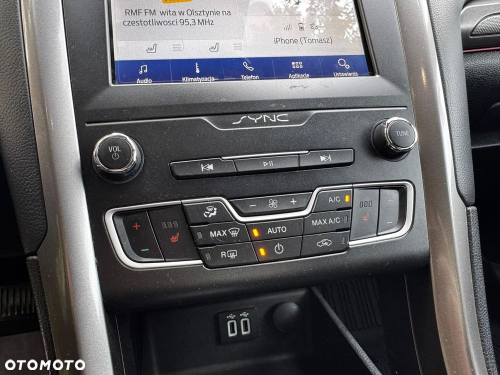Ford Fusion - 12