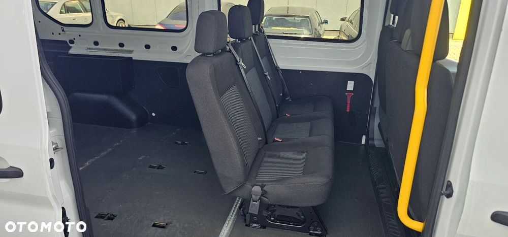 Ford Transit - 10