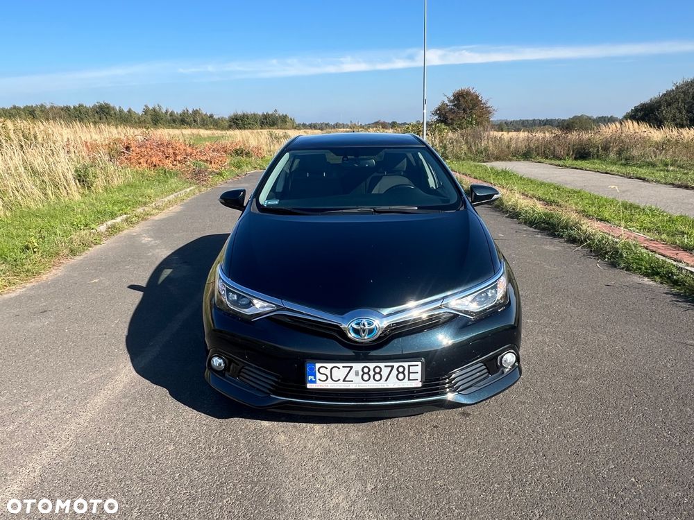 Toyota Auris Hybrid 135 Prestige - 5