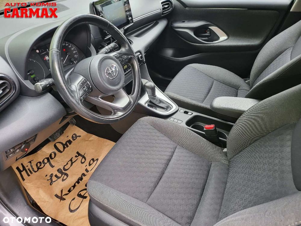 Toyota Yaris - 26