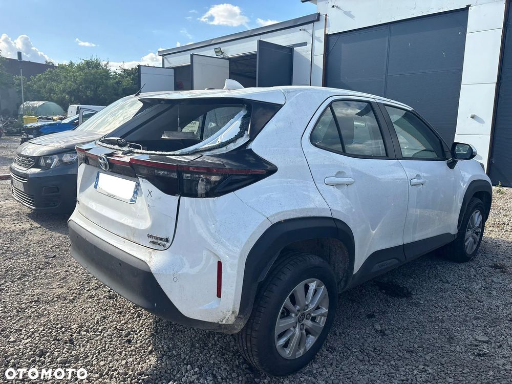 Toyota Yaris Cross Hybrid 1.5 Comfort - 23