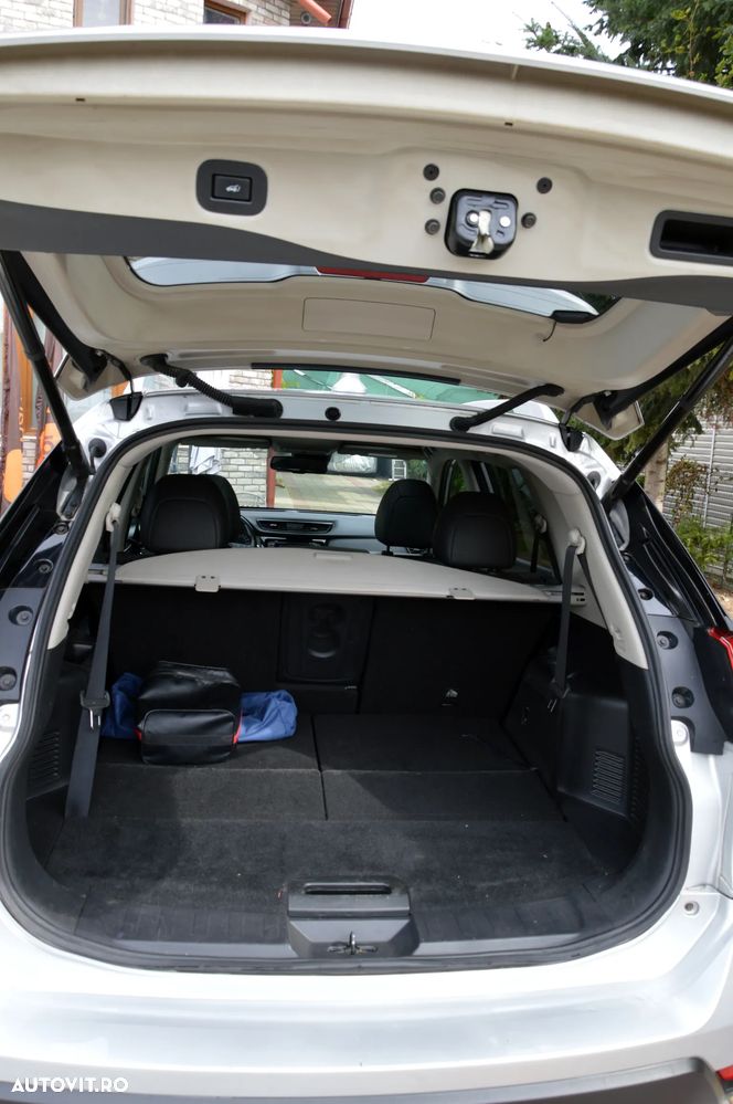 Nissan X-Trail 1.6 dCi Xtronic Tekna - 17