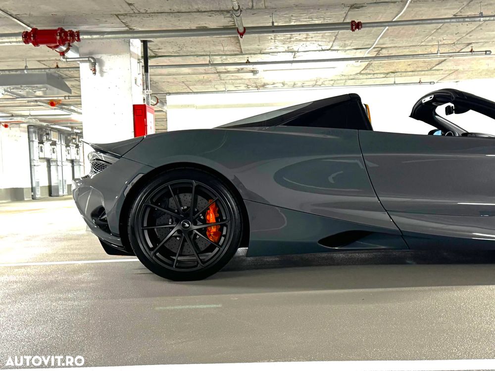 McLaren 750S Spider - 18