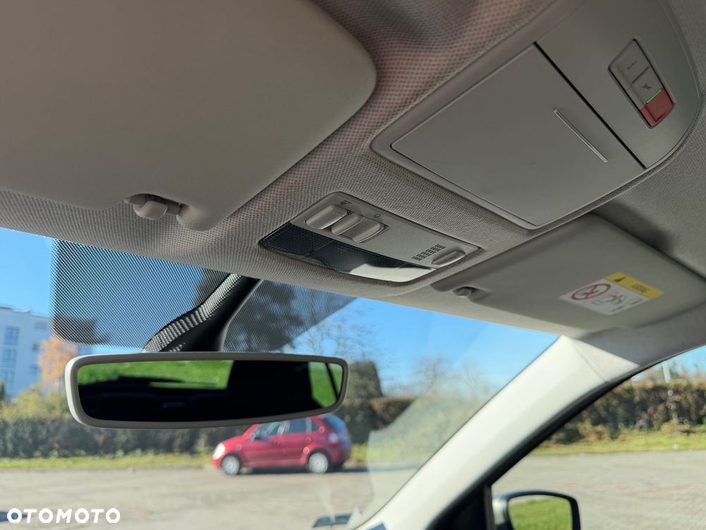 Skoda Fabia 1.0 MPI Clever - 17