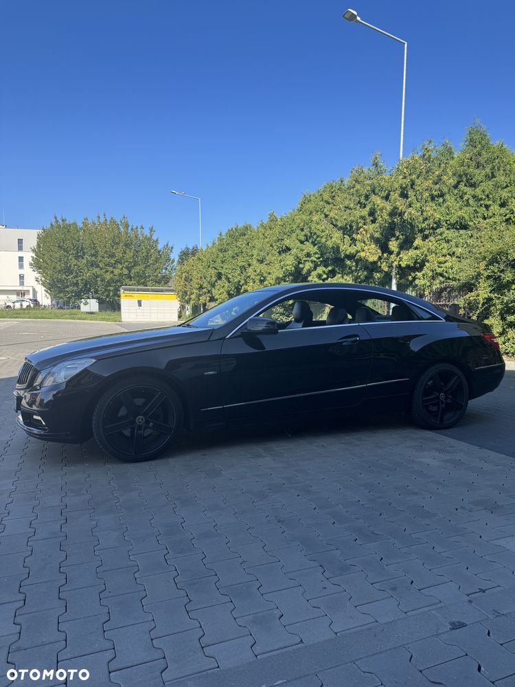 Mercedes-Benz Klasa E 250 CGI BlueEffICIENCY - 4
