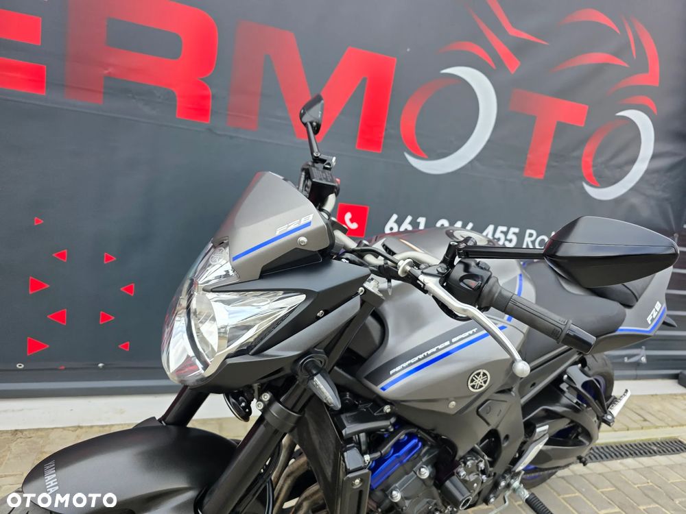 Yamaha FZ8 - 25