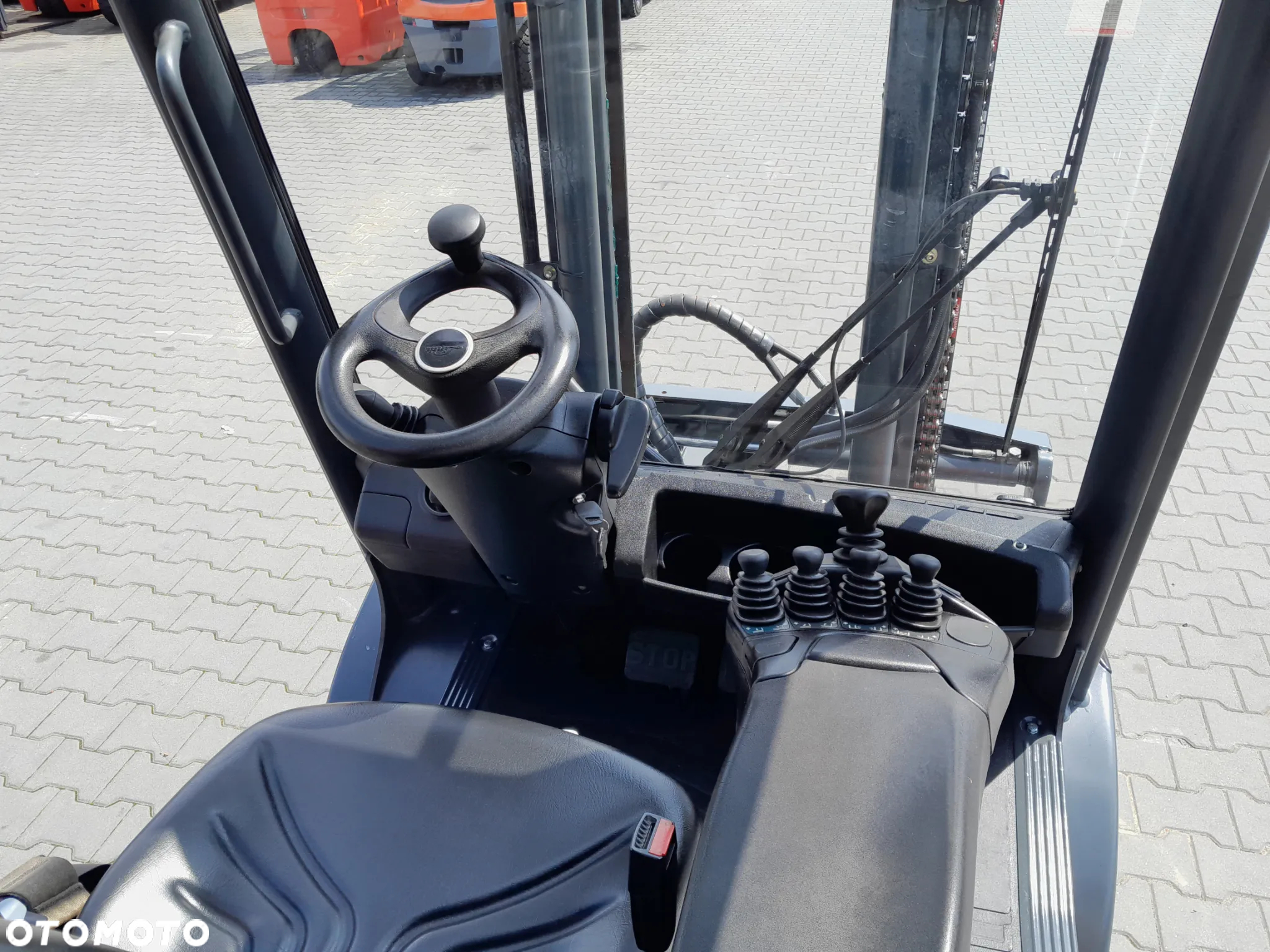 Linde H30D-02 - 10