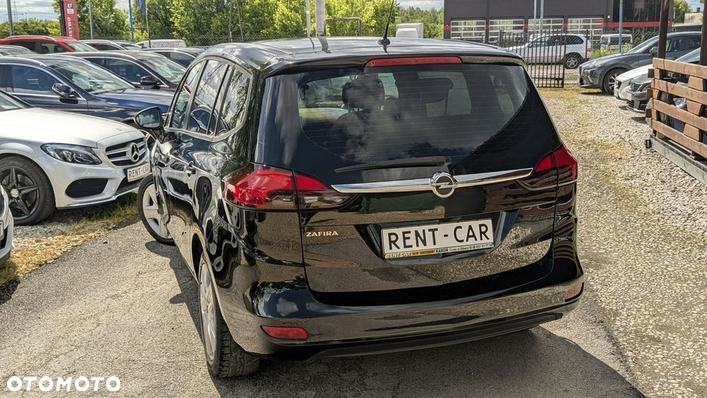 Opel Zafira - 10