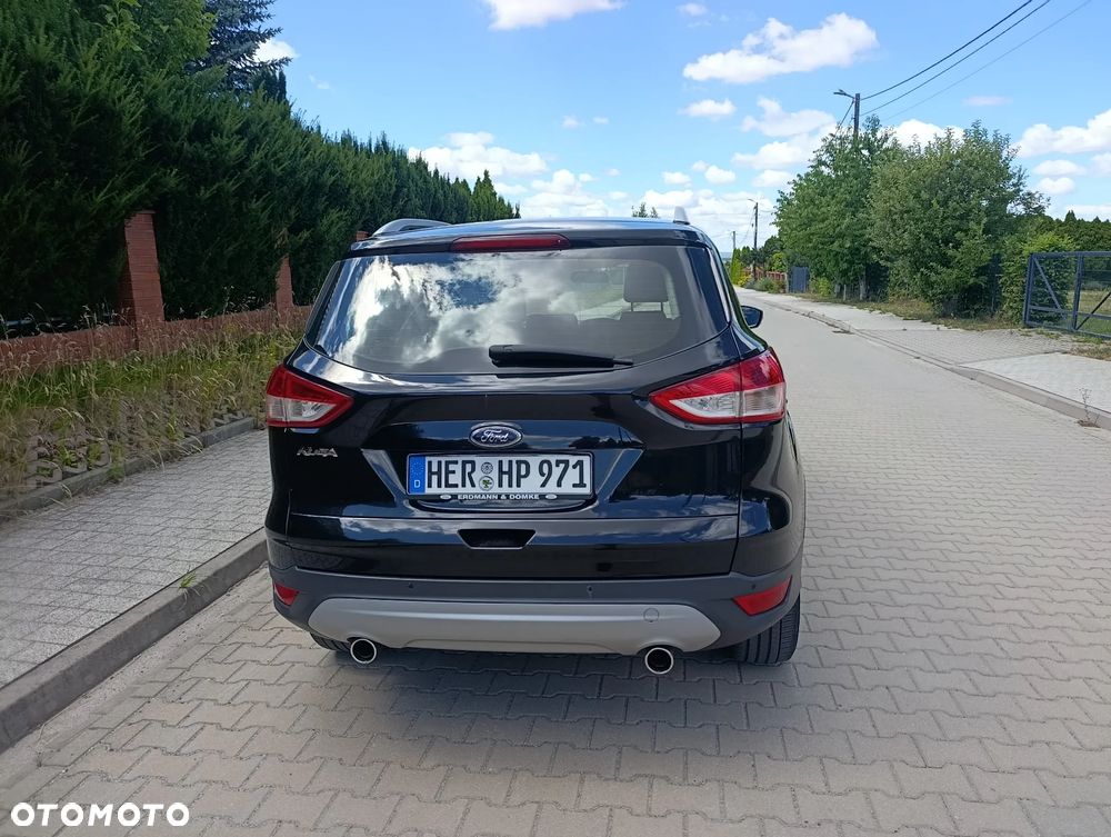 Ford Kuga 2.0 TDCi 2x4 Titanium - 15