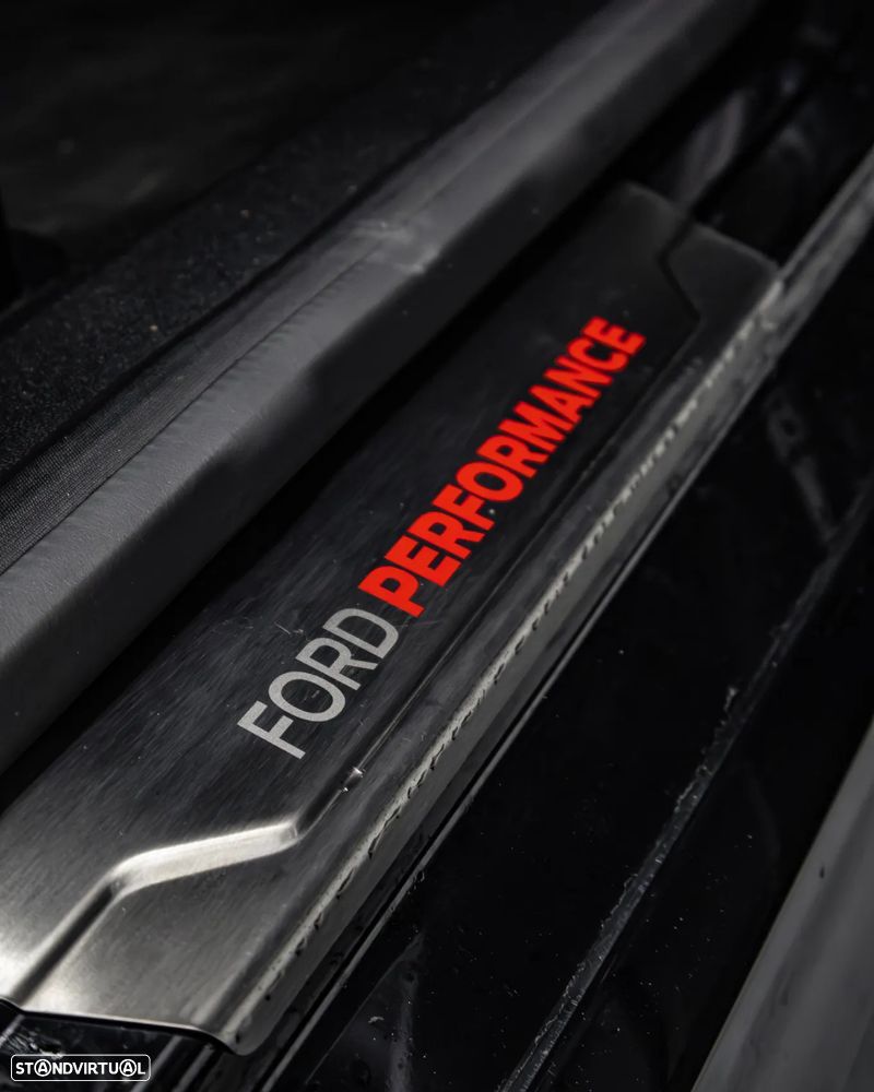 Ford Fiesta 1.5 EcoBoost ST - 16