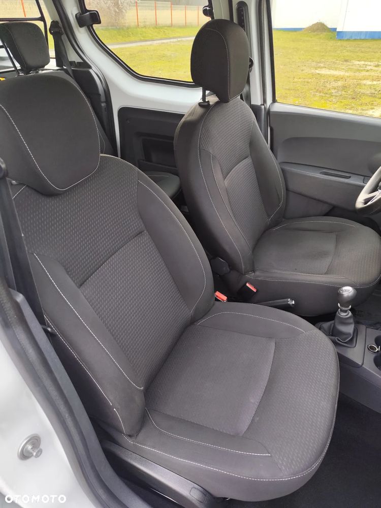 Dacia Dokker 1.5 Blue dCi Laureate - 16