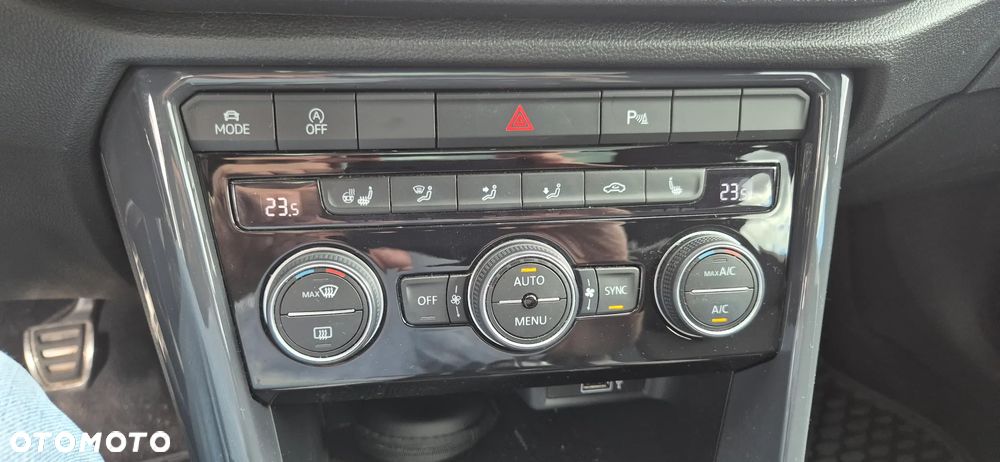 Volkswagen T-Roc 1.5 TSI GPF ACT Premium - 10