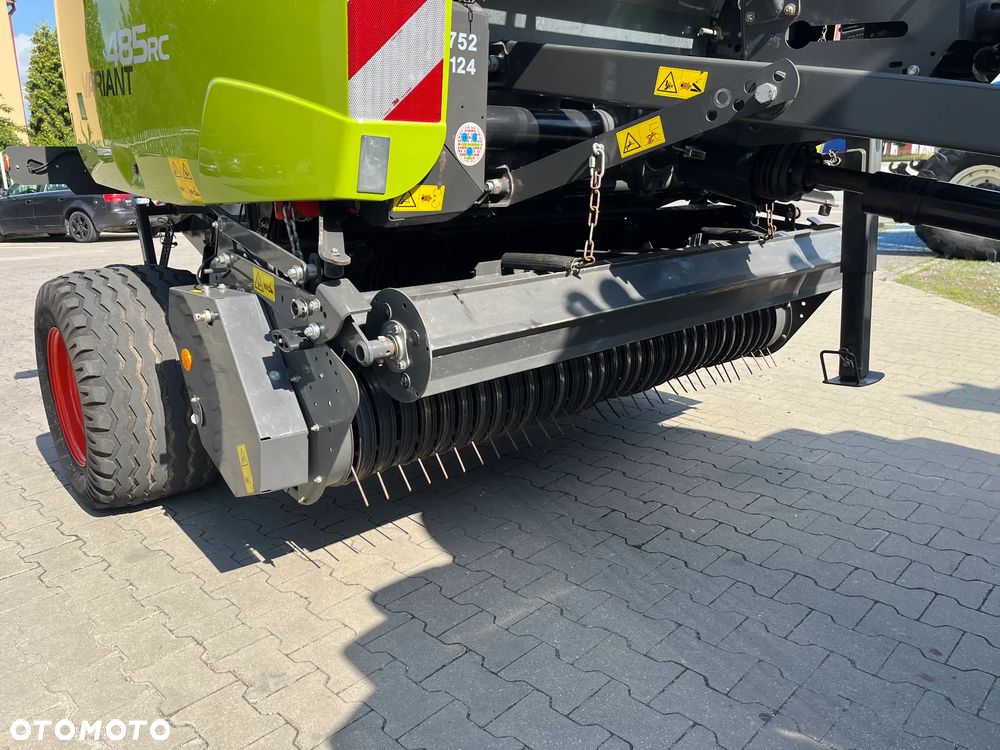 Claas Variant 485 RC - 8