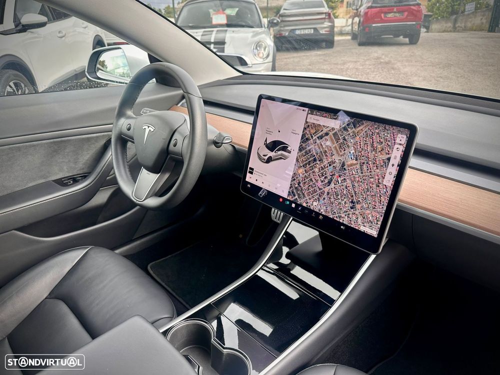 Tesla Model 3 Performance Dual Motor AWD - 11