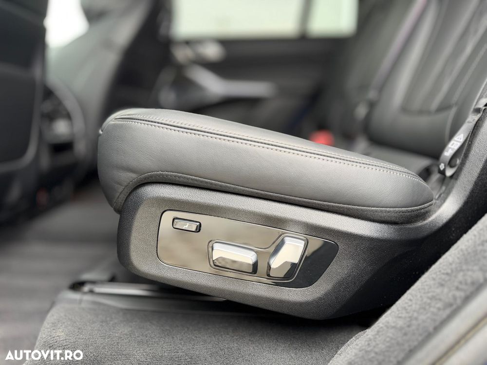 BMW X7 M60i xDrive - 26