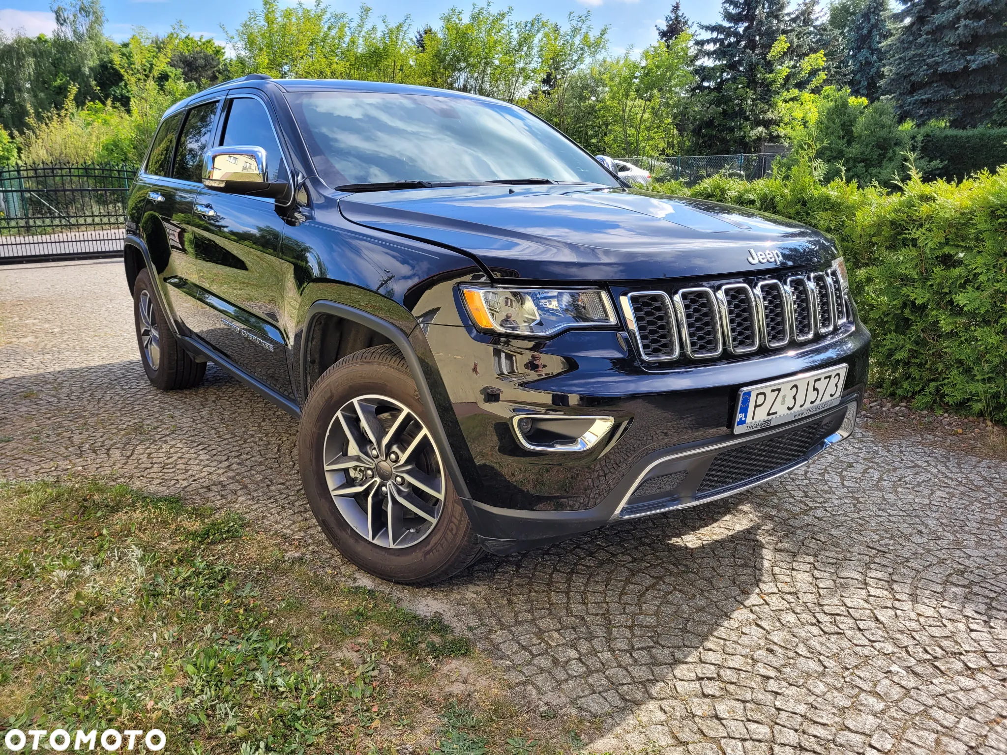 Jeep Grand Cherokee - 10