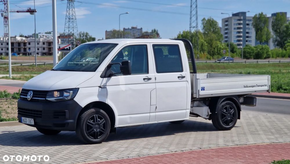 Volkswagen Transporter - 11