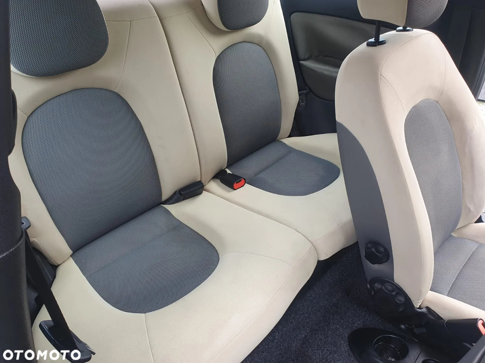 Lancia Ypsilon - 7