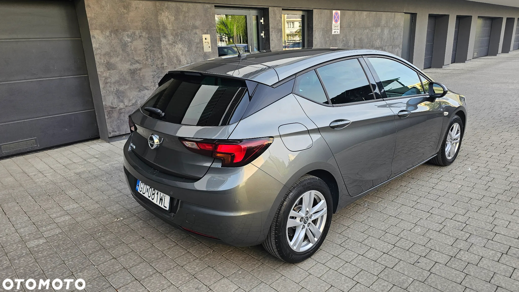 Opel Astra V 1.2 T GS Line S&S - 3